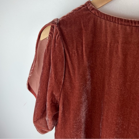 MADEWELL Velvet Tulip Sleeve Ruffle Blouse - Picture 4 of 7